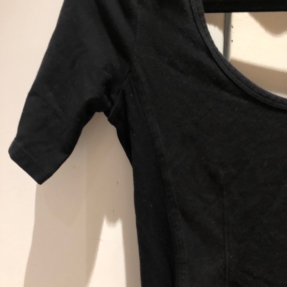 Wilfred (Aritzia) black bodycon dress keyhole back - Picture 2 of 7